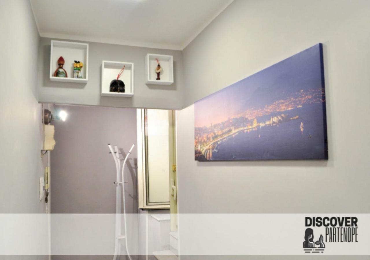 Discover Partenope Napoli Bagian luar foto