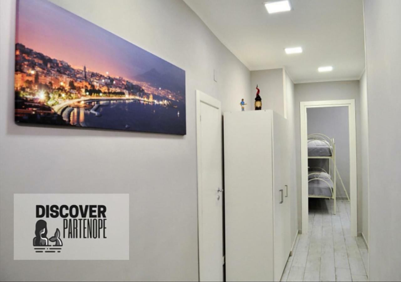 Discover Partenope Napoli Bagian luar foto