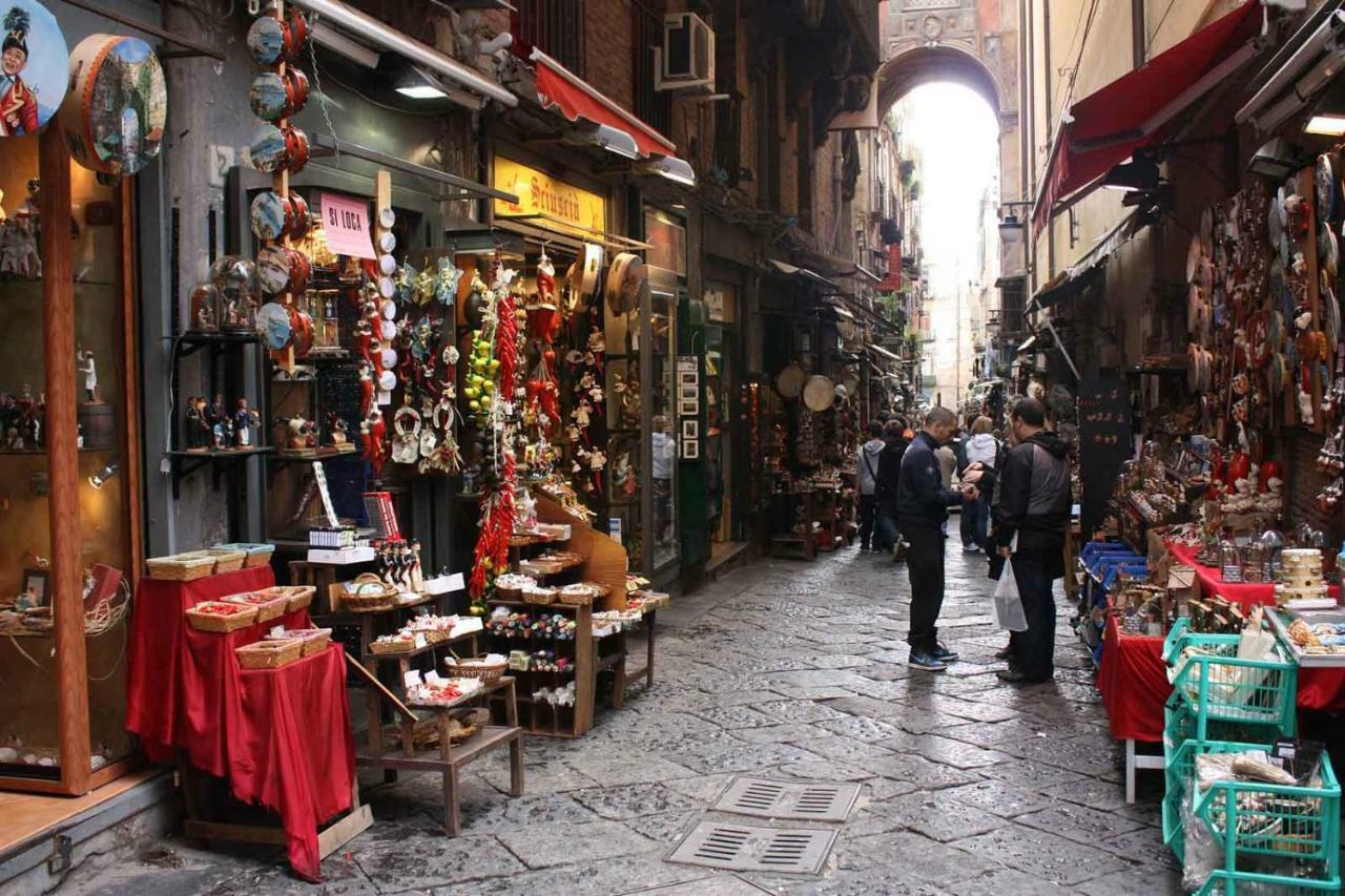 Discover Partenope Napoli Bagian luar foto